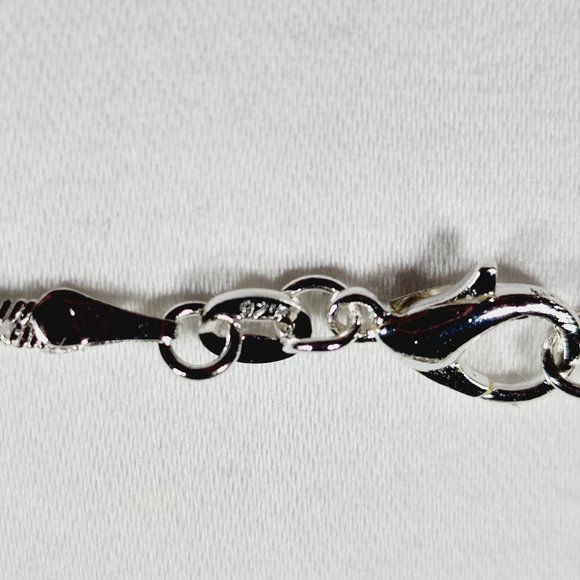 Sparkling Crystal heart pendant necklace w/20" 925 Sterling Silver chain - Picture 4 of 5